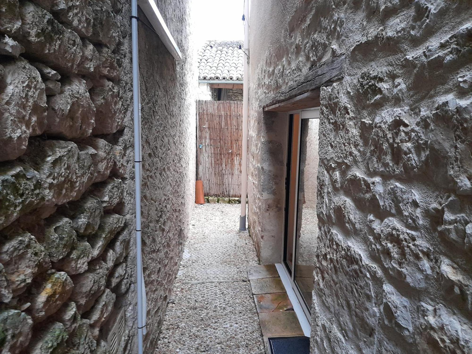 De La Tour Holiday home Montcuq
